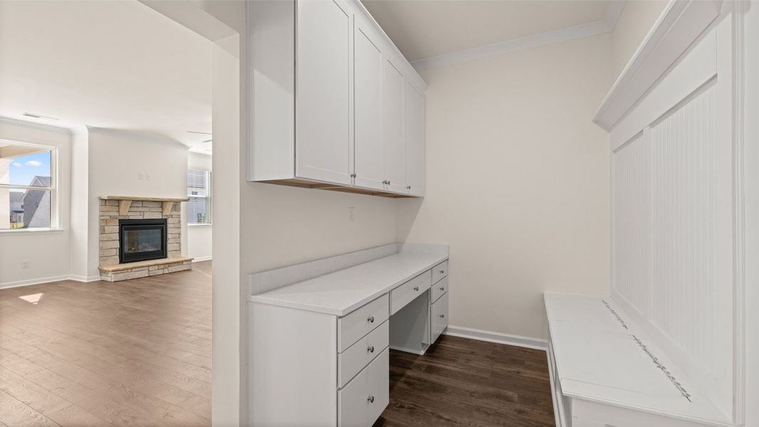 Representative furnished interior of a home built from the Edison by D.R. Horton in Westland, Bogart (Image 10).