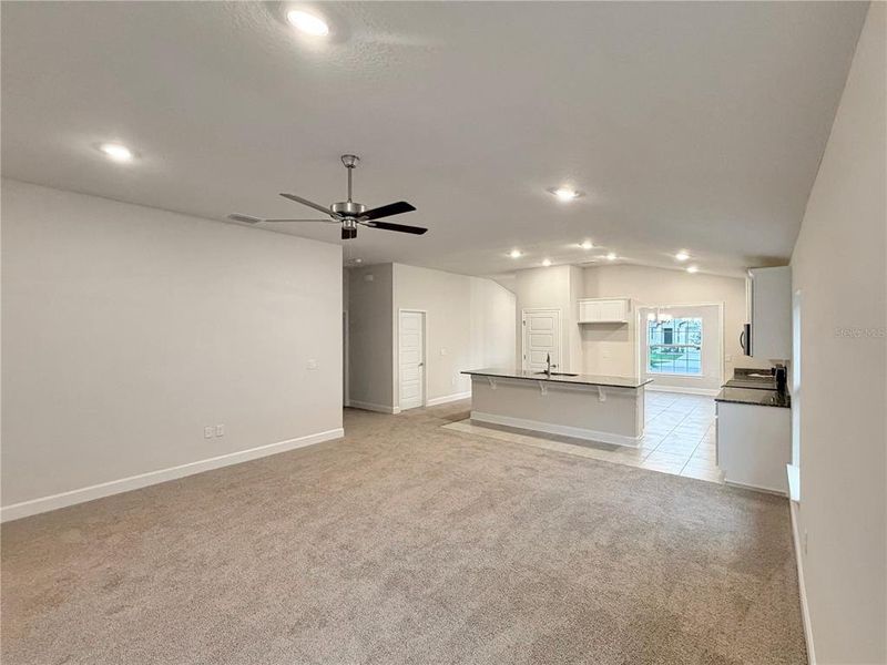 Spacious, unfurnished interior of a new home in , St. Cloud (Image 12).