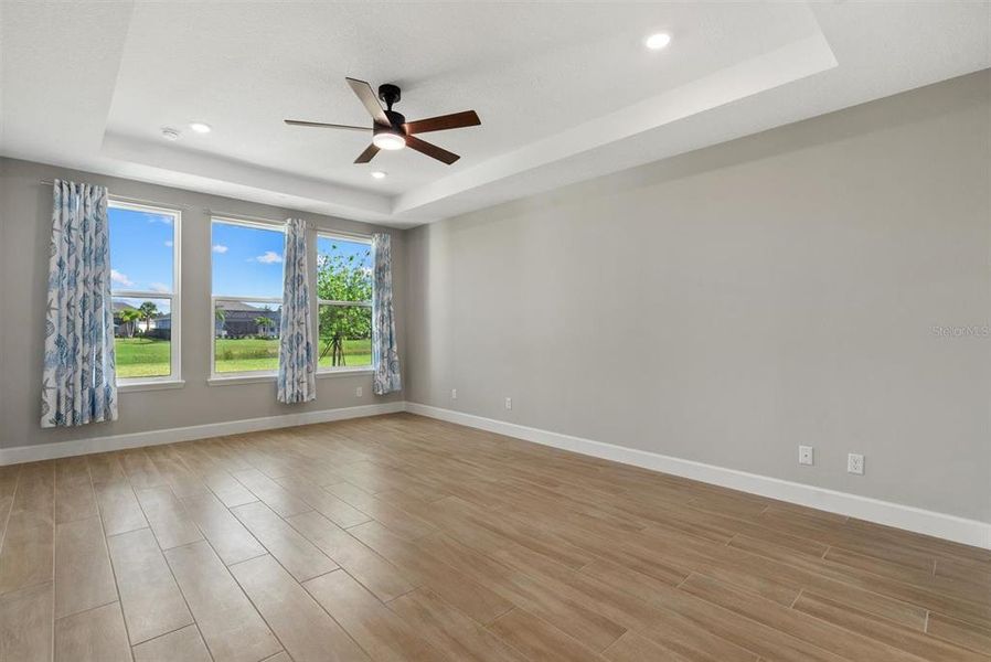 Spacious, unfurnished interior of a new home in Park East at Azario, Bradenton (Image 46). Spacious, unfurnished interior of a new home in Park East at Azario, Bradenton (Image 46).