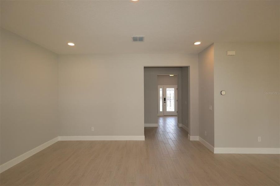 Spacious, unfurnished interior of a new home in Eden at Crossprairie, St. Cloud (Image 24).