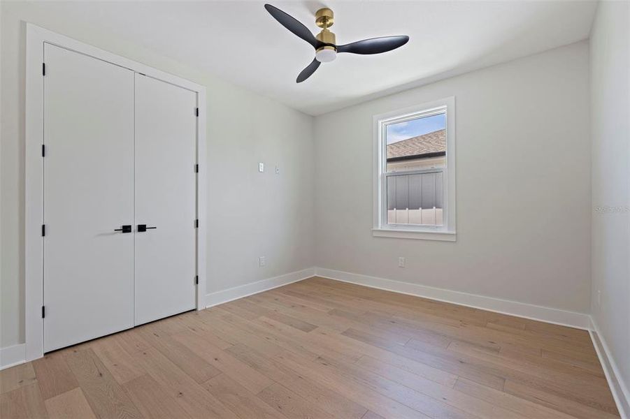 Spacious, unfurnished interior of a new home in , St. Petersburg (Image 20).