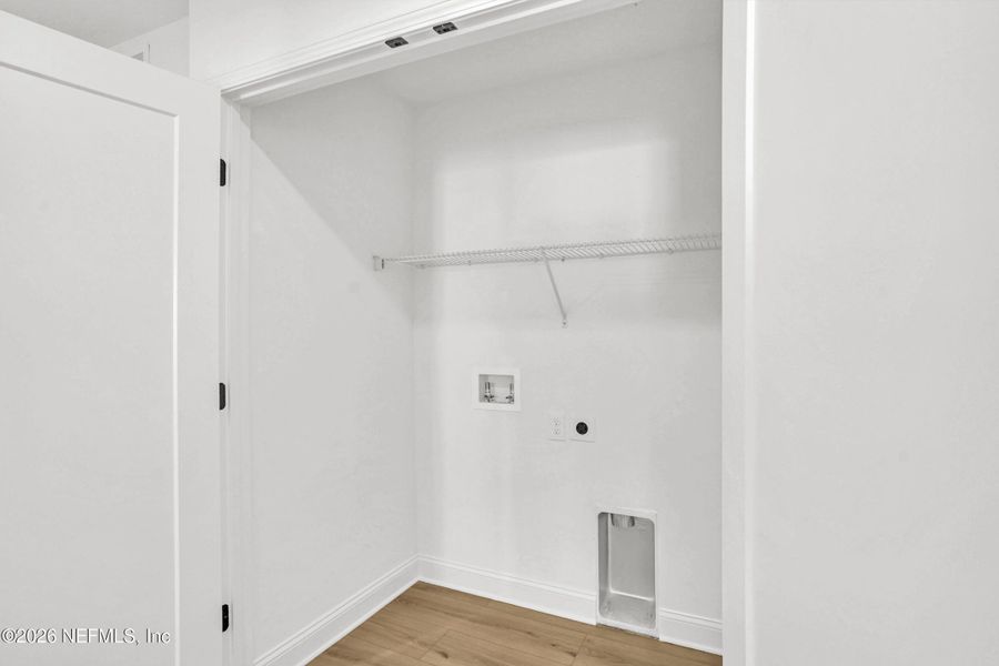 Spacious, unfurnished interior of a new home in , St. Augustine (Image 33).