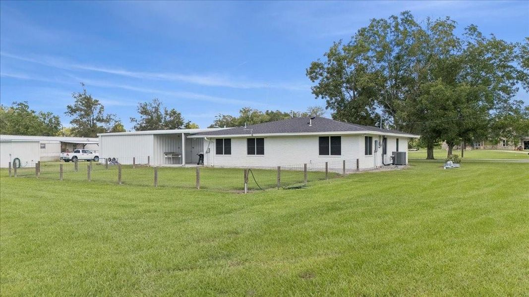 Front exterior of a new home in , Orange, TX, highlighting curb appeal (Image 20). Front exterior of a new home in , Orange, TX, highlighting curb appeal (Image 20).