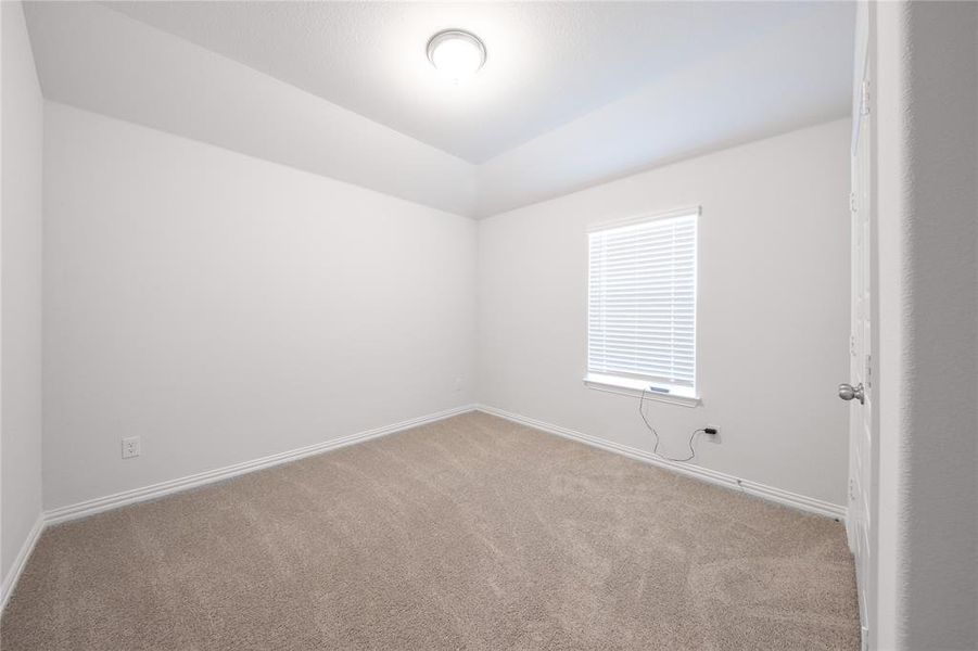 Spacious, unfurnished interior of a new home in Churchill: Meadows 50', Anna (Image 12). Spacious, unfurnished interior of a new home in Churchill: Meadows 50', Anna (Image 12).