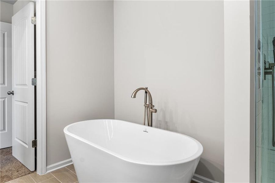 Close-up of interior finishes inside a home in The Grove At Mundy Mill, Gainesville (Image 11).