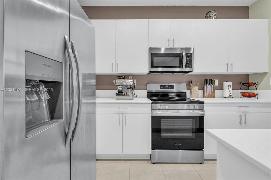 Furnished interior view inside a new home in , Miami (Image 25).