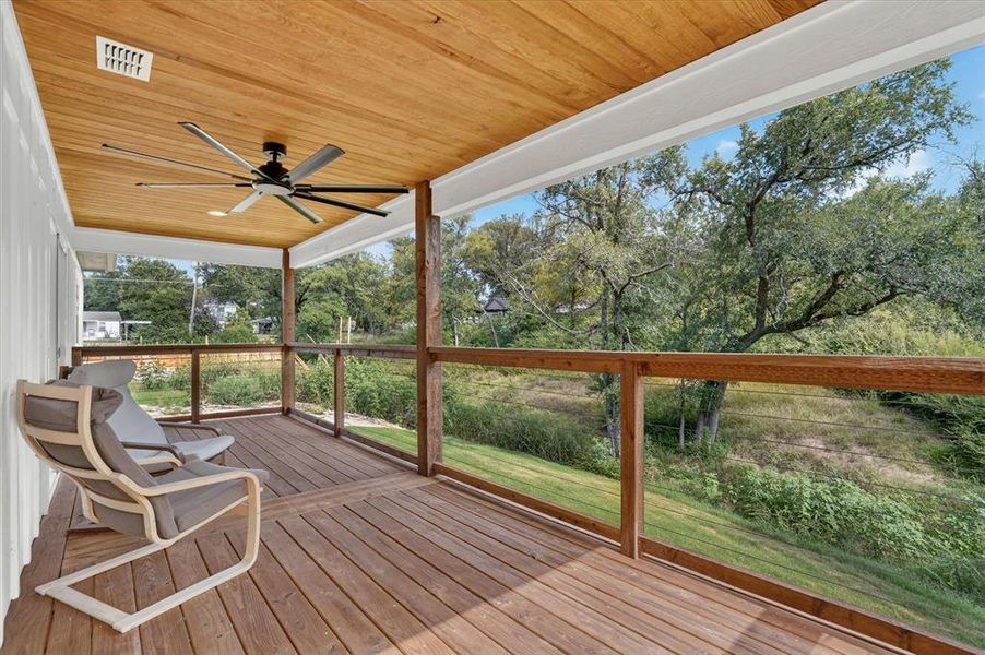 Exterior details and patio area of a home in , Lake Worth (Image 23).