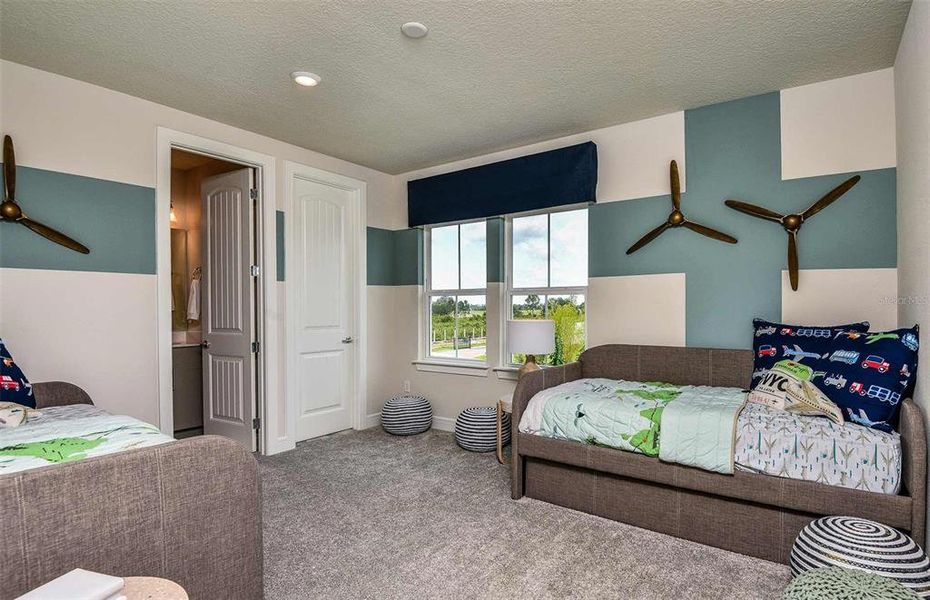 Furnished interior view inside a new home in Tohoqua, Kissimmee (Image 8). Furnished interior view inside a new home in Tohoqua, Kissimmee (Image 8).