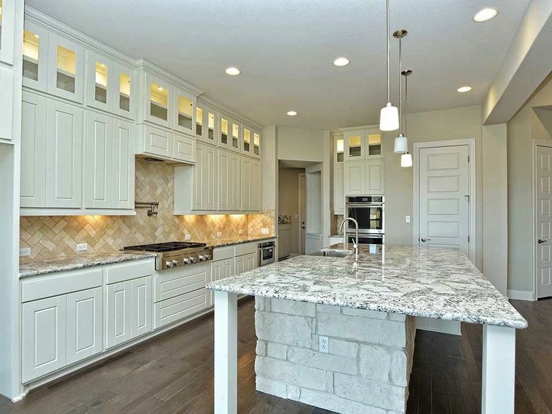 Representative furnished interior of a home built from the Santa Barbara II by Giddens Homes in Scofield Farms Estates, Georgetown (Image 69).