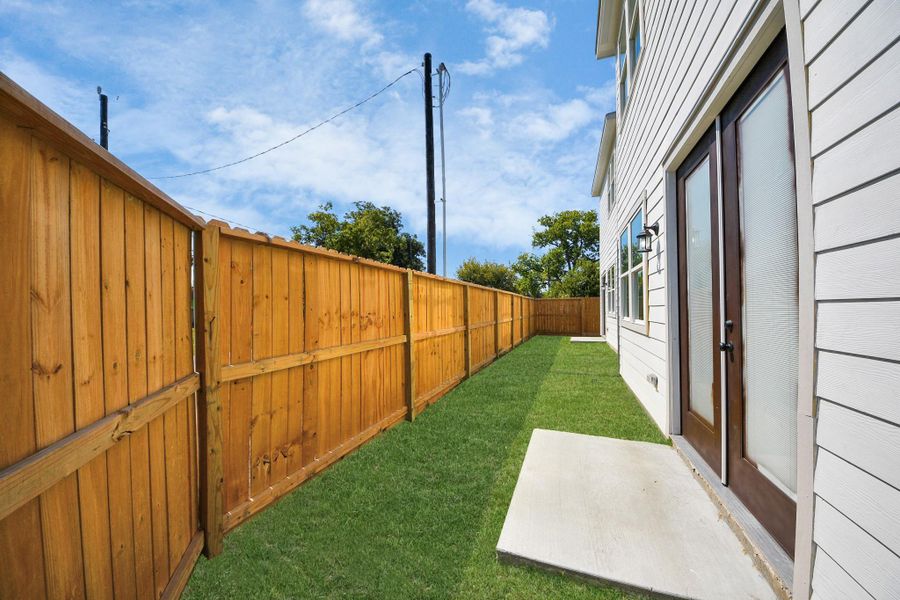 Exterior details and patio area of a home in , Houston (Image 12).