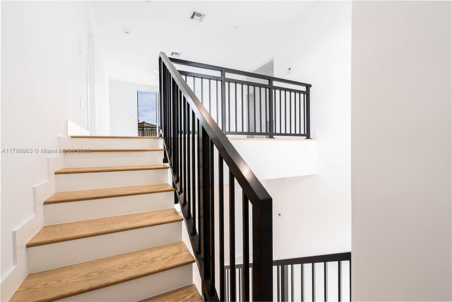 Image 26 of a home in .