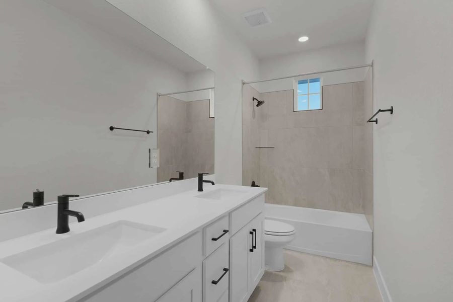 Furnished interior view inside a new home in Berry Creek Highlands, Georgetown (Image 10).