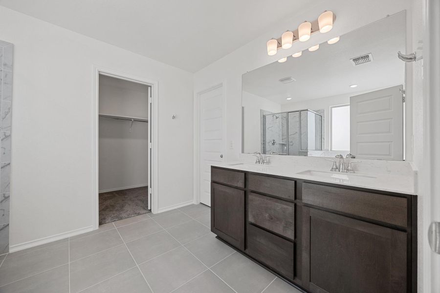 Furnished interior view inside a new home in Sonterra - Cool Water, Jarrell (Image 6).