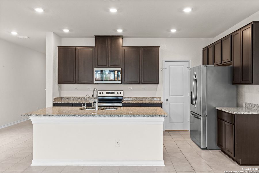Furnished interior view inside a new home in , New Braunfels (Image 11).