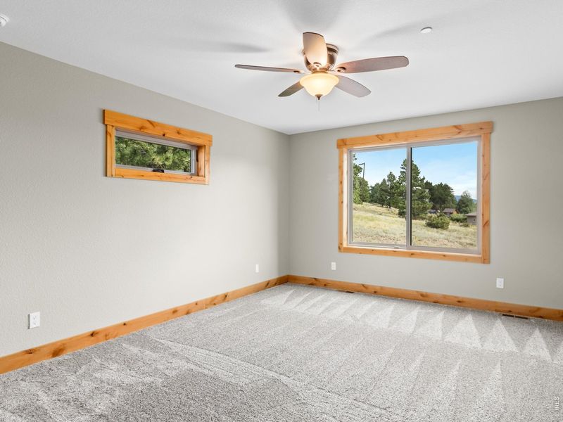 Spacious, unfurnished interior of a new home in , Estes Park (Image 23).