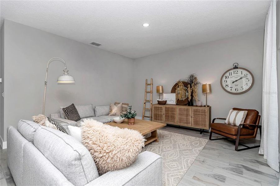 Model Home. Pictures of actual home coming soon.