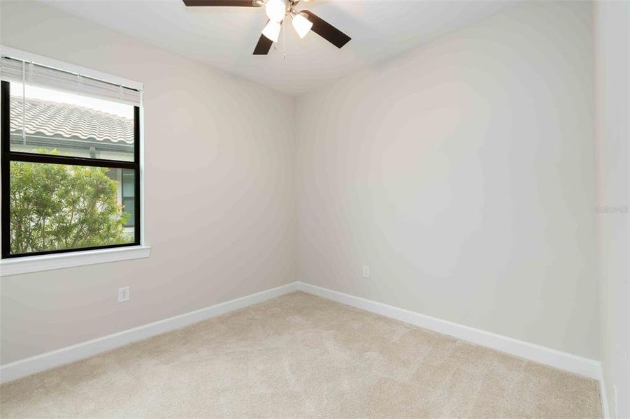 Spacious, unfurnished interior of a new home in , Bradenton (Image 36).