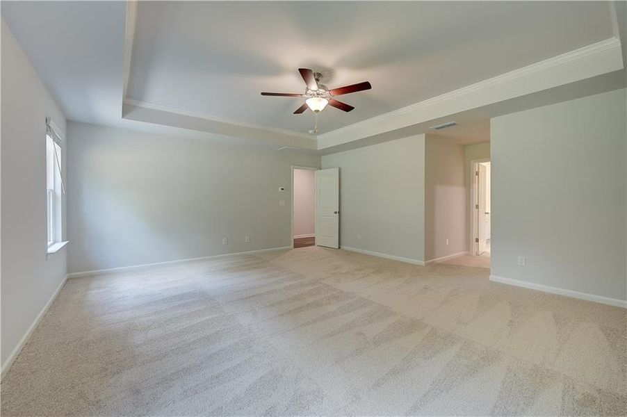 Spacious, unfurnished interior of a new home in Hamilton Lakes, Lawrenceville (Image 23).