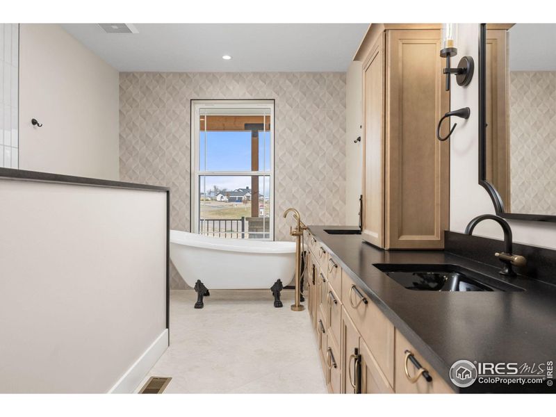 Furnished interior view inside a new home in , Milliken (Image 15).
