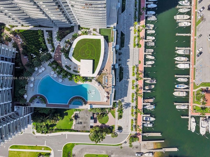 Condo located in West Palm Beach, FL showcasing its design and architecture (Image 30). Condo located in West Palm Beach, FL showcasing its design and architecture (Image 30).