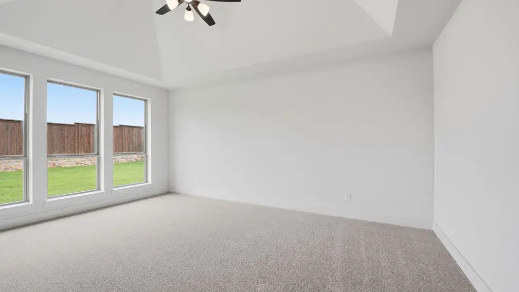 Spacious, unfurnished interior of a new home in The Parks at Wilson Creek, Celina (Image 17).