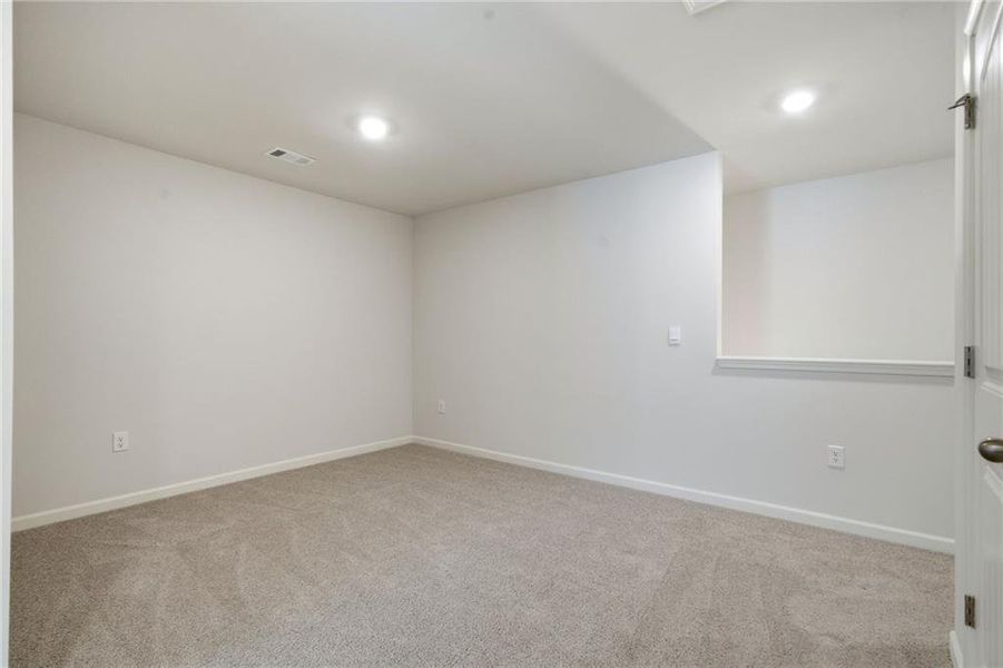 Spacious, unfurnished interior of a new home in , Dahlonega (Image 26). Spacious, unfurnished interior of a new home in , Dahlonega (Image 26).
