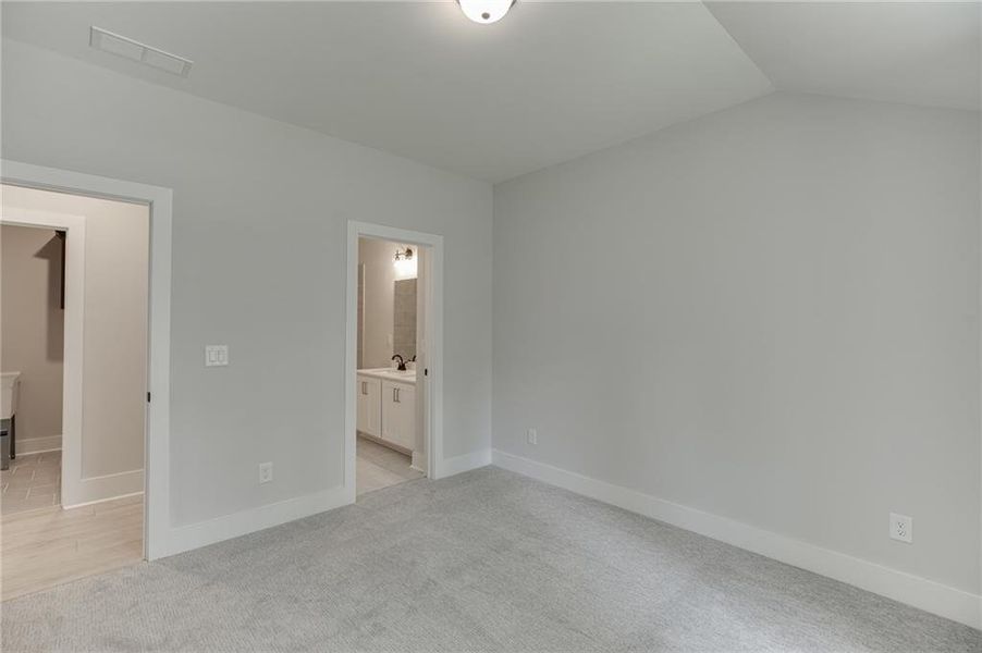 Spacious, unfurnished interior of a new home in , Buford (Image 21).