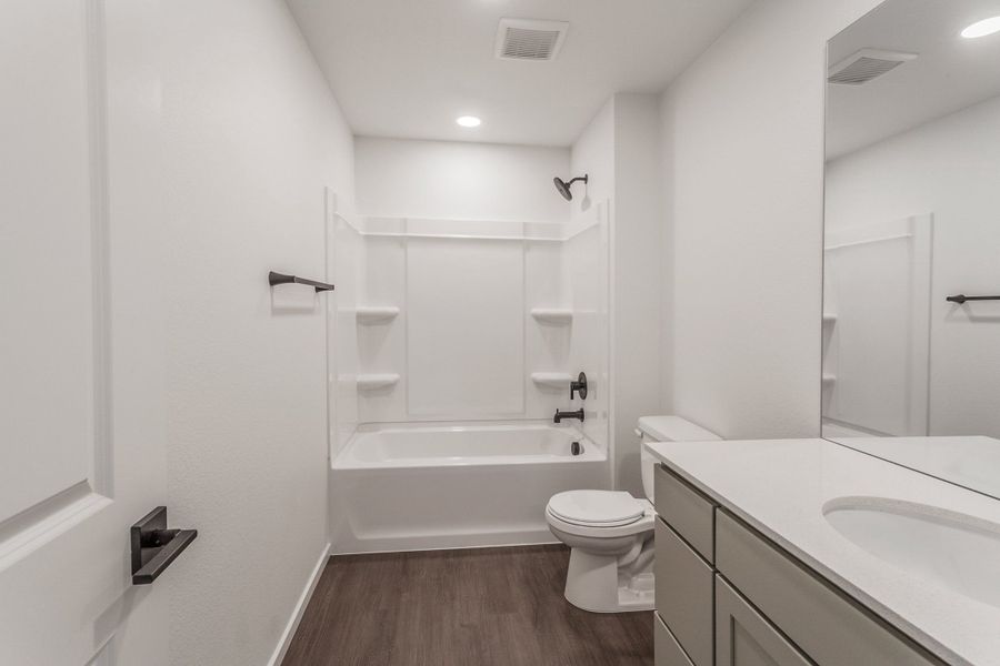 Furnished interior view inside a new home in Trailside, Timnath (Image 15).