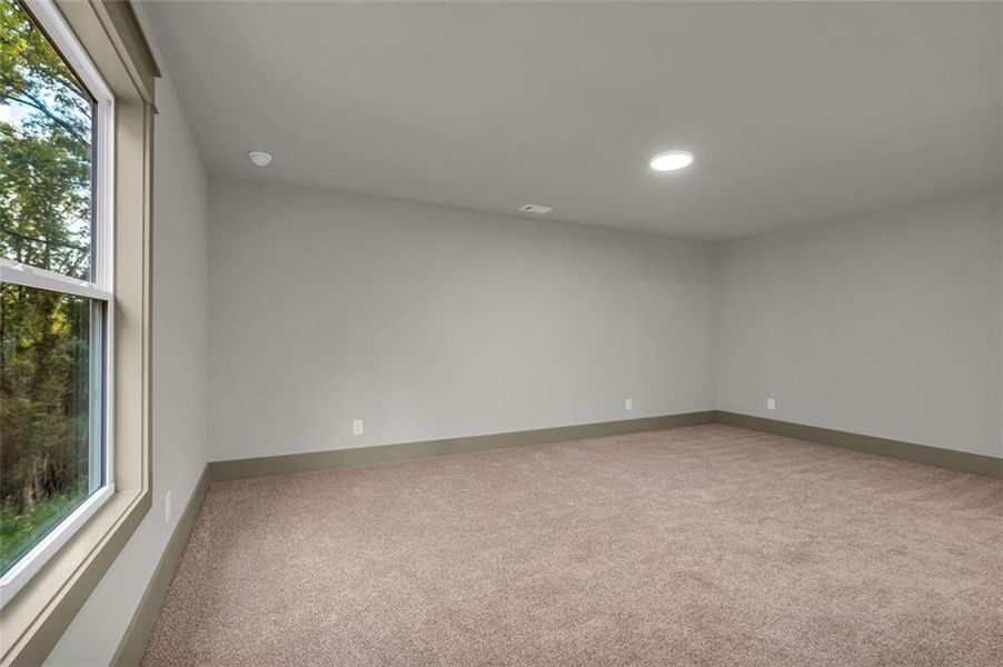 Spacious, unfurnished interior of a new home in , Monroe (Image 41).