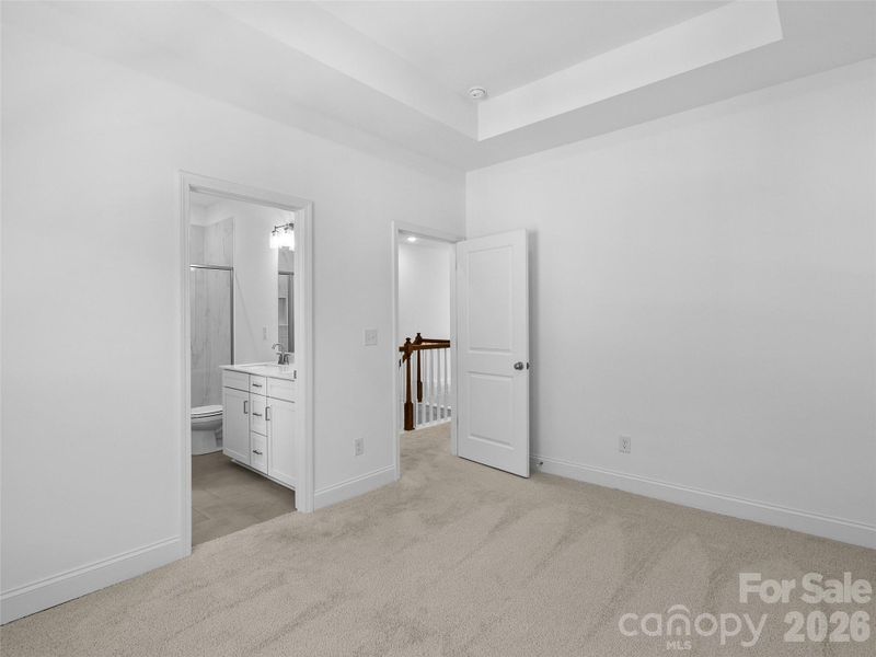 Spacious, unfurnished interior of a new home in , Asheville (Image 28).