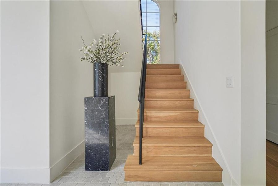 Close-up of interior finishes inside a home in , Dallas (Image 24).