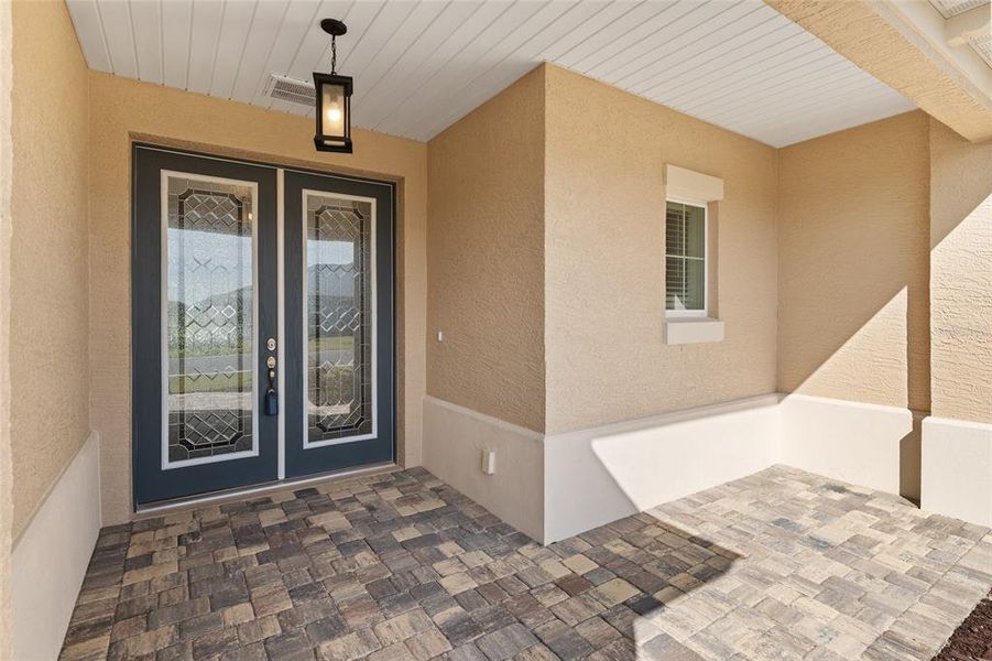 Exterior details and patio area of a home in , Ocala (Image 26).