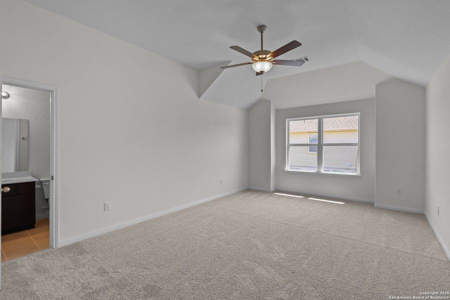 Spacious, unfurnished interior of a new home in Megan's Landing 50', Castroville (Image 30).