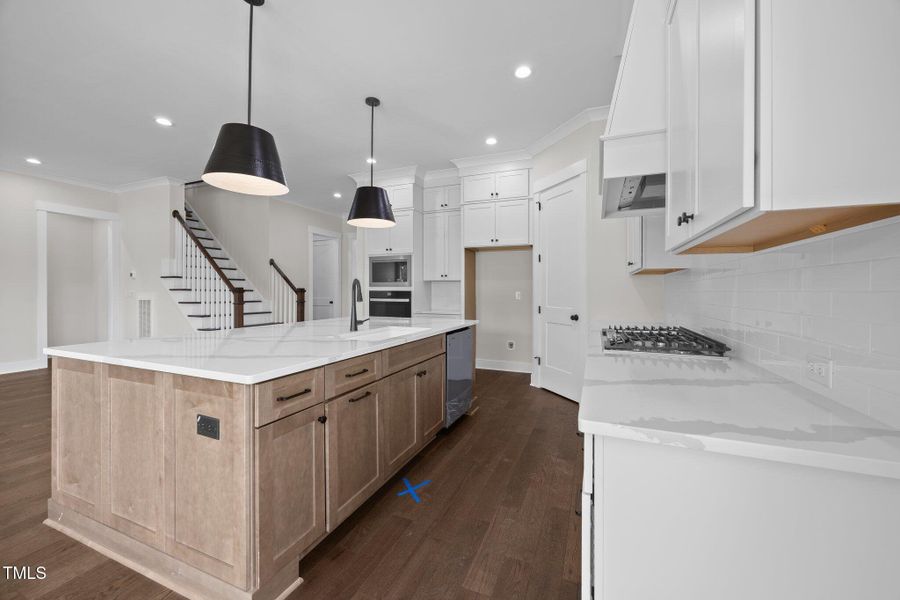 48-web-or-mls-IMG_0355 48-web-or-mls-IMG_0355