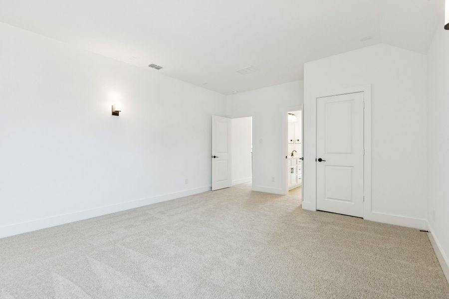 Spacious, unfurnished interior of a new home in Painted Tree Lakeside, McKinney (Image 27). Spacious, unfurnished interior of a new home in Painted Tree Lakeside, McKinney (Image 27).