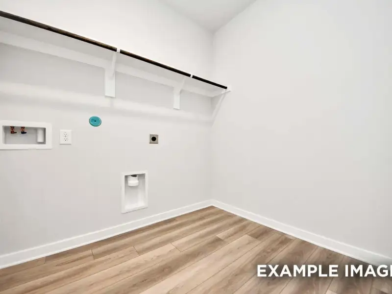 Spacious, unfurnished interior of a new home in Sundance Cove, Crosby (Image 32).