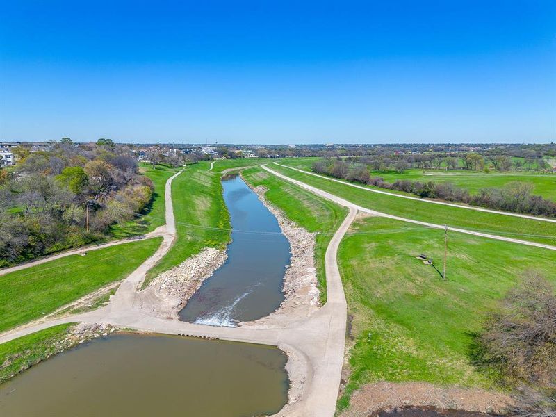 Natural landscape and outdoor views near  in Fort Worth (Image 23).