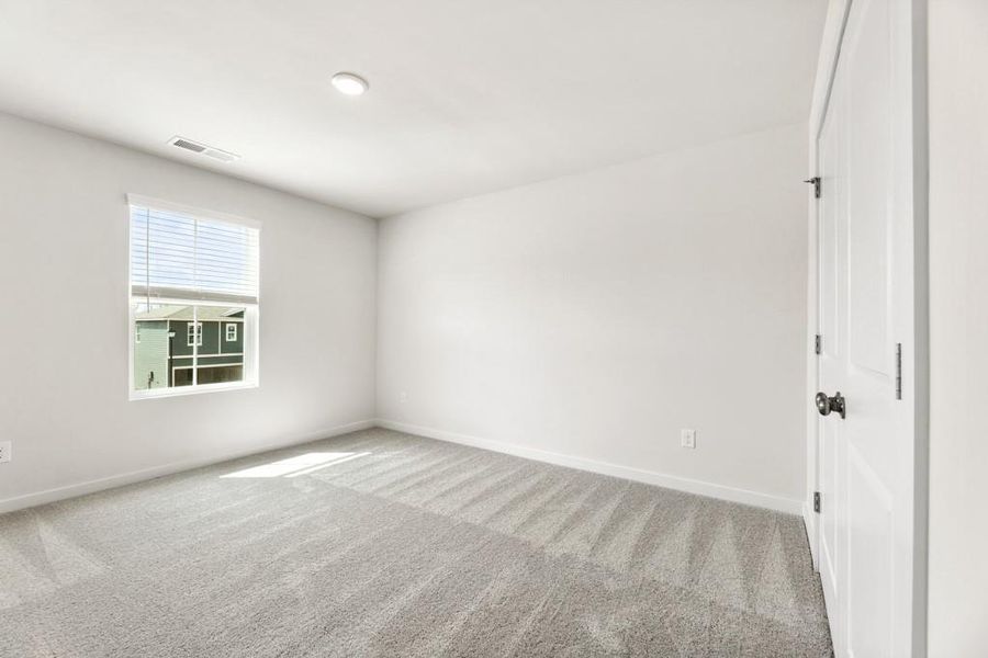 Spacious, unfurnished interior of a new home in Reserve at Gum Springs, Jefferson (Image 24).