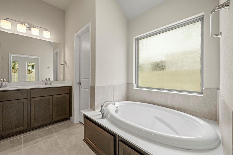 Furnished interior view inside a new home in Two Step Farm, Montgomery (Image 10). Furnished interior view inside a new home in Two Step Farm, Montgomery (Image 10).