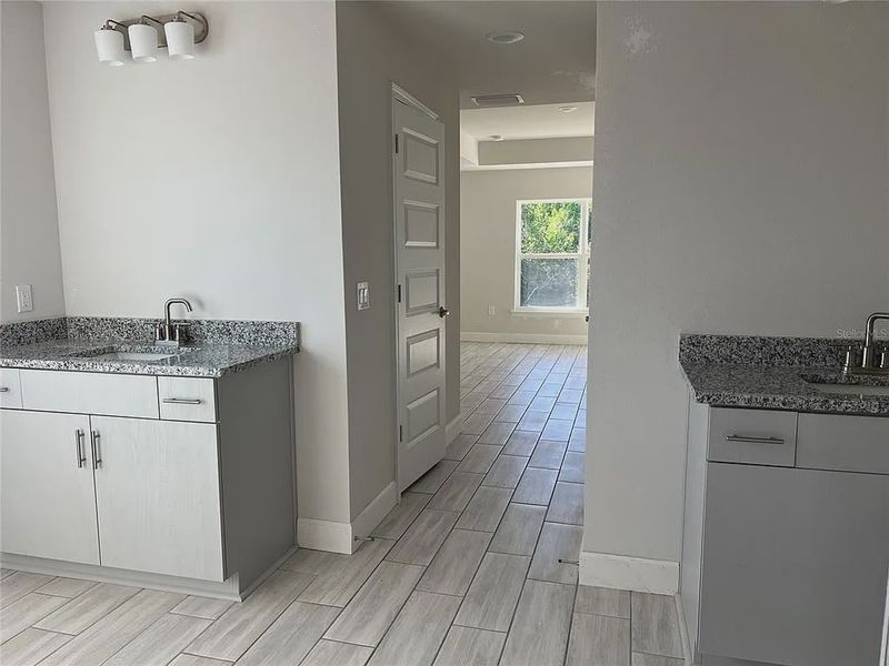 Image 12 of a home in South Gulf Cove.