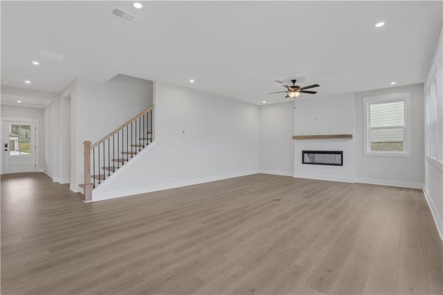 Spacious, unfurnished interior of a new home in The Paddocks at Doc Hughes, Buford (Image 39).