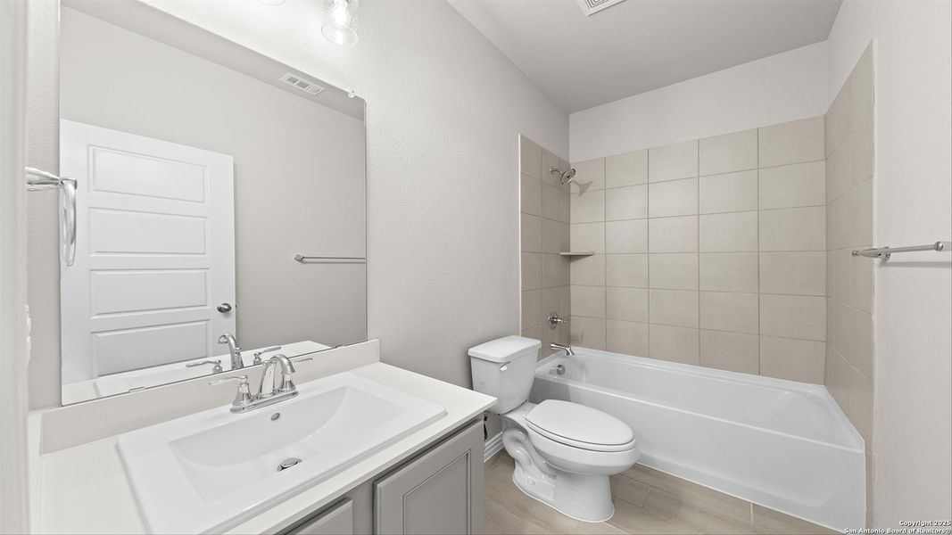 Furnished interior view inside a new home in Vista Ridge, Live Oak (Image 4).