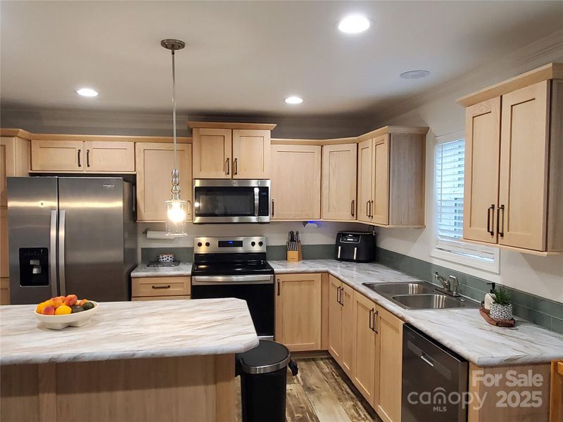 Furnished interior view inside a new home in , Olin (Image 16).