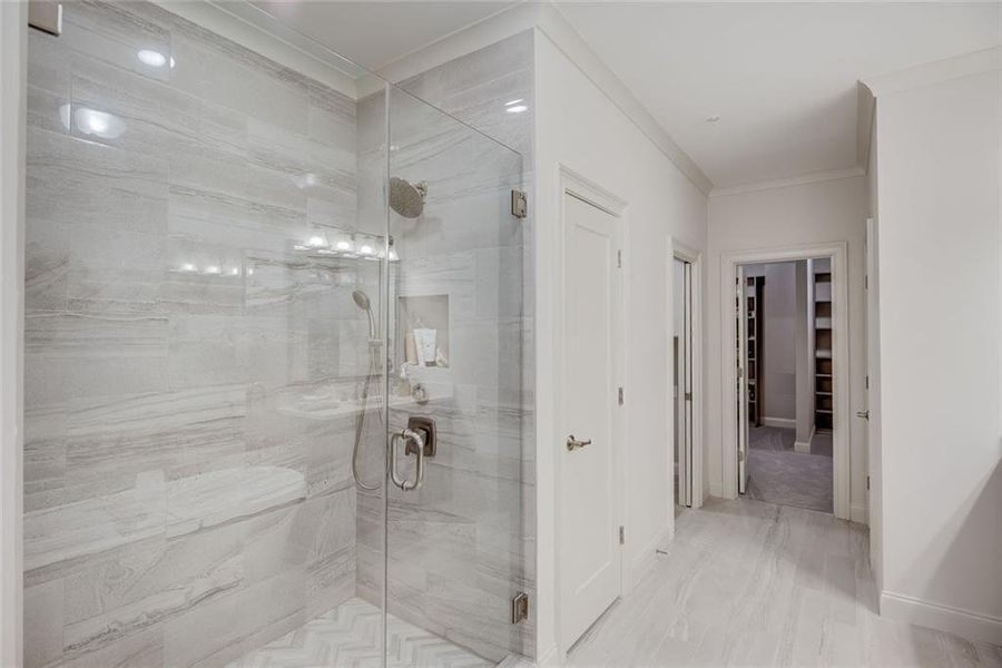 Spacious, unfurnished interior of a new home in , Senoia (Image 19).