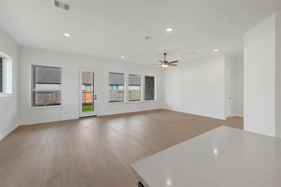 Spacious, unfurnished interior of a new home in Escondido - Retreat Collection, Magnolia (Image 24).