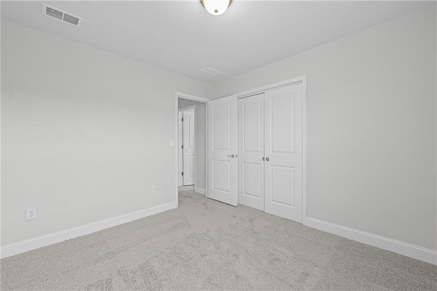 Spacious, unfurnished interior of a new home in Overland, Locust Grove (Image 16).