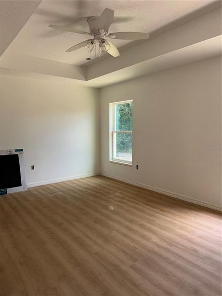Spacious, unfurnished interior of a new home in , Ocala (Image 13).