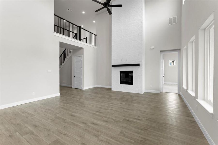 08. 6801 Marerro - Family (2)