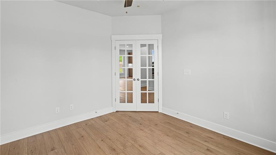 Spacious, unfurnished interior of a new home in Hunters Creek, Flowery Branch (Image 14).