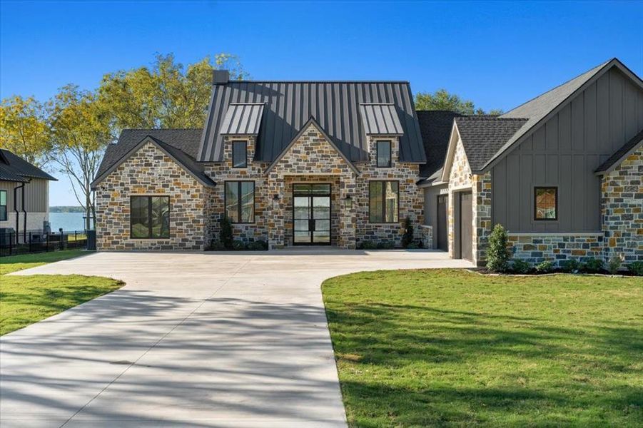 Front exterior of a new home in , Corsicana, TX, highlighting curb appeal (Image 2). Front exterior of a new home in , Corsicana, TX, highlighting curb appeal (Image 2).